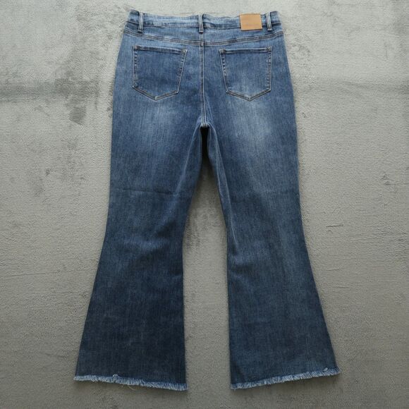 Southern Grace Jeans Women's 18 Blue High-Rise Flare Denim 30" Inseam Distressed - Picture 10 of 15